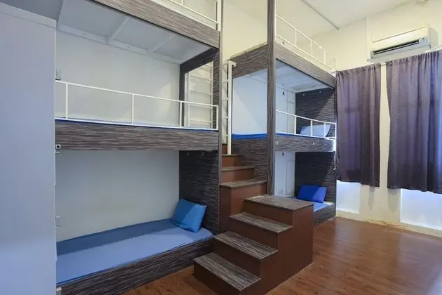 Ortak Ranzalı Oda, Sadece kadınlar için