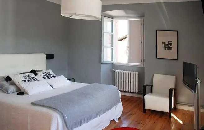 Tek Büyük Yataklı Oda, Sigara İçilmez, Dağ Manzaralı