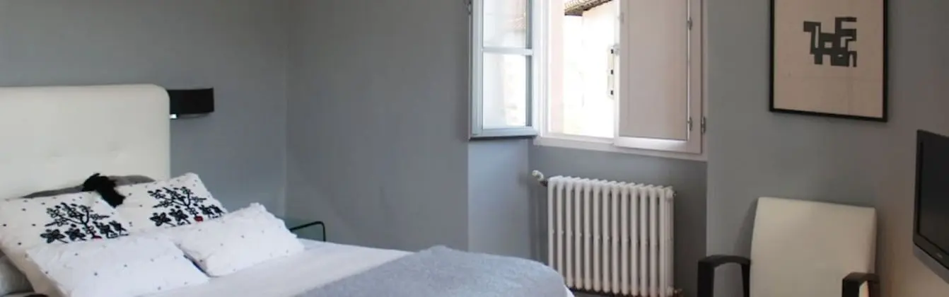 Tek Büyük Yataklı Oda, Sigara İçilmez, Dağ Manzaralı