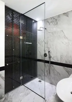 Standard Double Room (Interior Corridor)