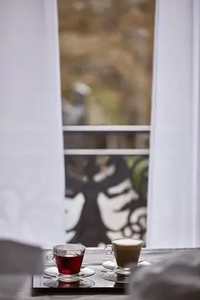 Superior Tek Büyük Yataklı Oda (Acropolis View)