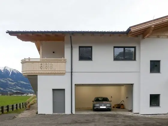 Ev