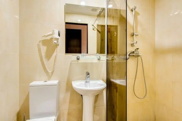 Standard Tek Büyük veya İki Ayrı Yataklı Oda, Özel Banyo