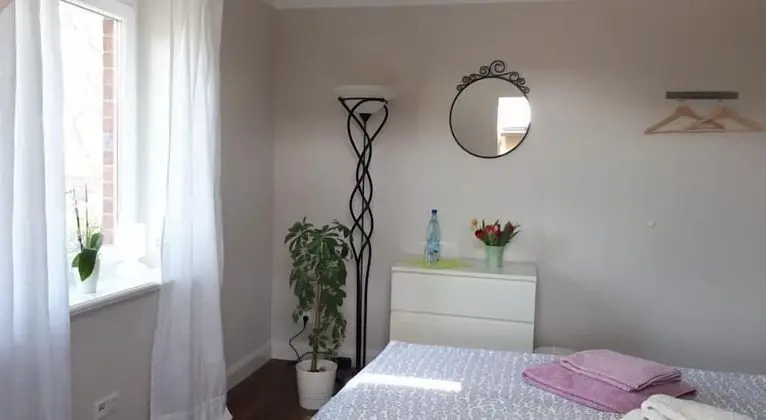 Tek Büyük Yataklı Oda, Ortak Banyo