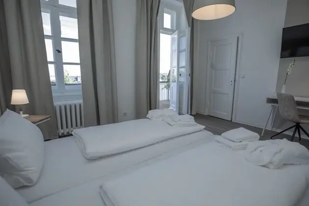 Tek Büyük Yataklı Oda, Ortak Banyo, Liman Manzaralı (Nr. 7)