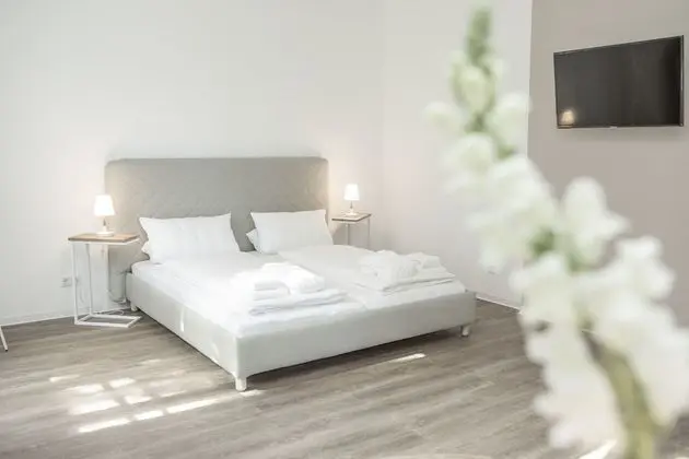 Tek Büyük Yataklı Oda, Ortak Banyo (Nr. 1)