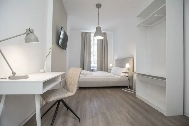 Tek Büyük Yataklı Oda, Ortak Banyo (Nr. 2)