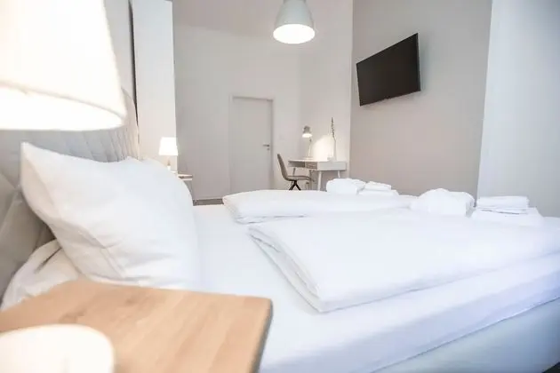 Tek Büyük Yataklı Oda, Ortak Banyo (Nr. 2)