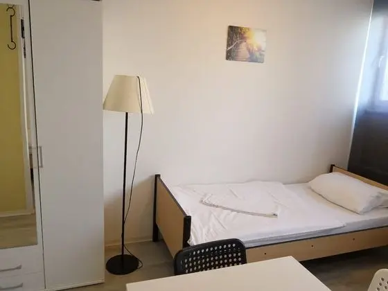 44-02 (3-Bett)