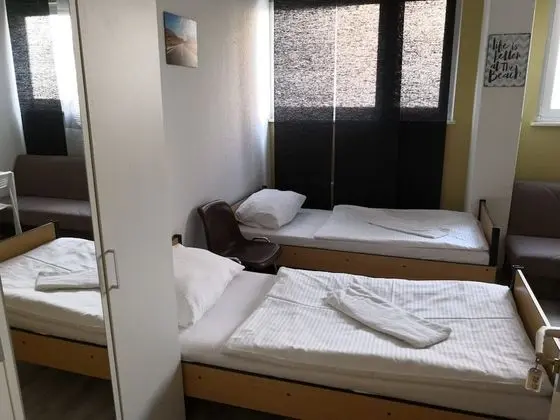 44-02 (3-Bett)