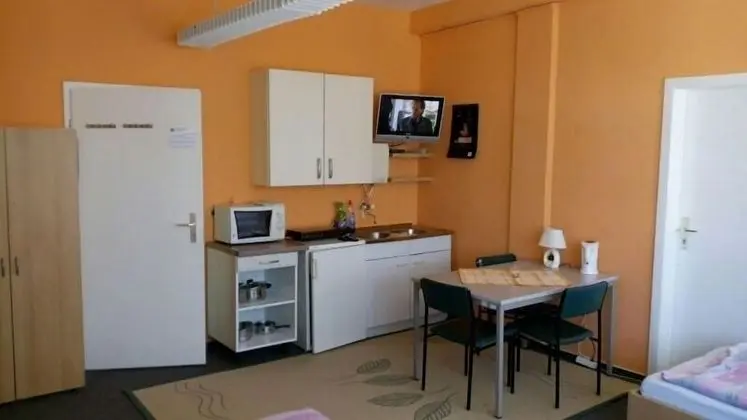 Comfort Tek Büyük veya İki Ayrı Yataklı Oda