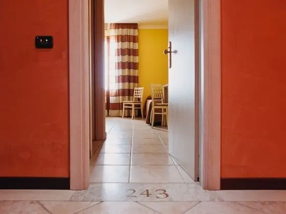 Tek Büyük Yataklı Oda, 1 Çift Kişilik veya 2 Tek Kişilik Yatak