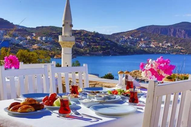 Çift Kişilik, Kara Manzaralı, Balkonlu