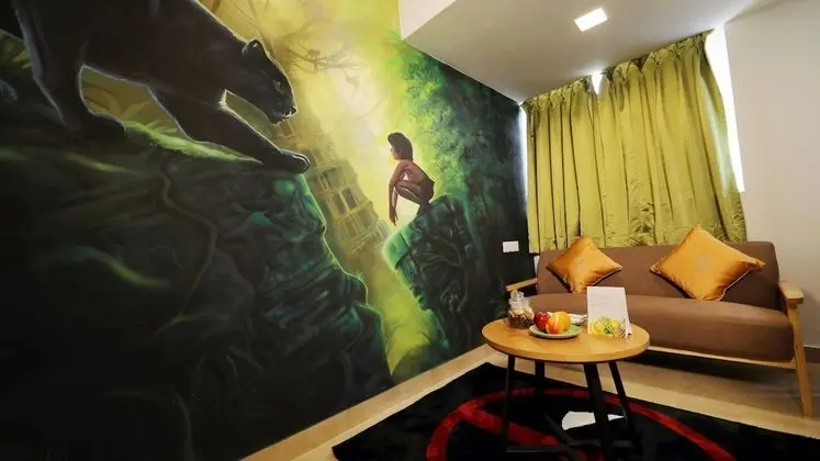 DeluxZ+ Room