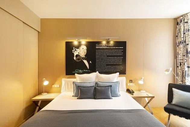 Standard Tek Büyük Yataklı Oda