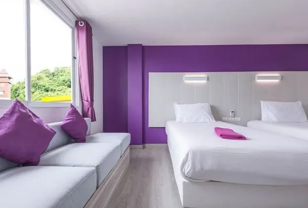 Superior Twin Room South Wing