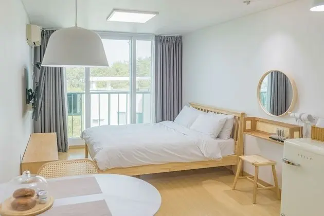Deluxe Tek Büyük Yataklı Oda (Max 2 guests)