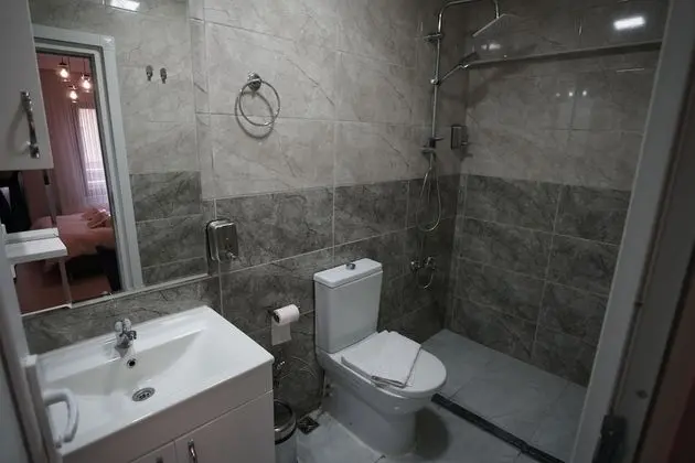 Standard Tek Büyük Yataklı Oda