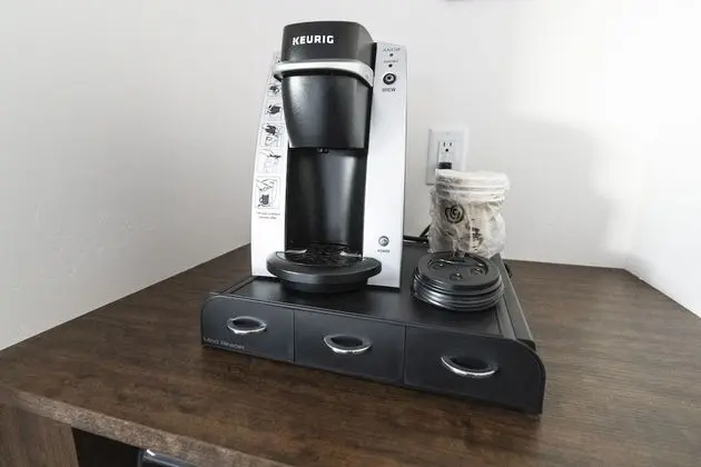 Basic Tek Büyük Yataklı Oda