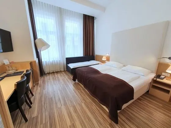 Executive Üç Kişilik Oda, Şehir Manzaralı