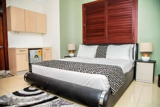 Deluxe Tek Büyük Yataklı Oda