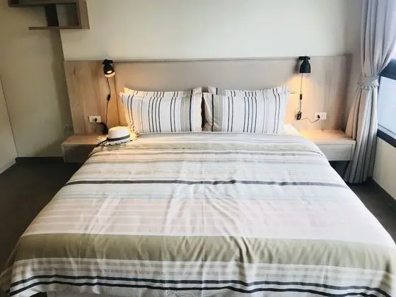 Family 2-Bedroom Condo with Sea View
