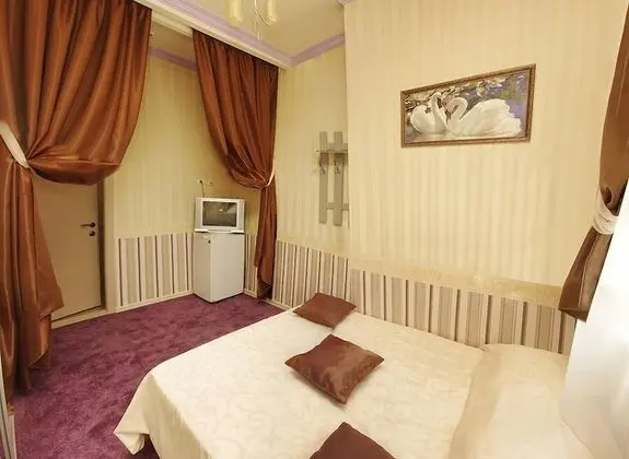 Standard Tek Büyük Yataklı Oda