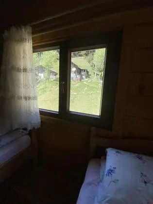 Aile Odası - Dağ Manzaralı