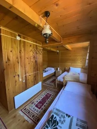 Aile Odası - Dağ Manzaralı