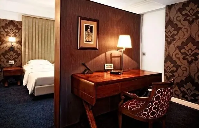 Süit, Balkon, Bahçe Manzaralı