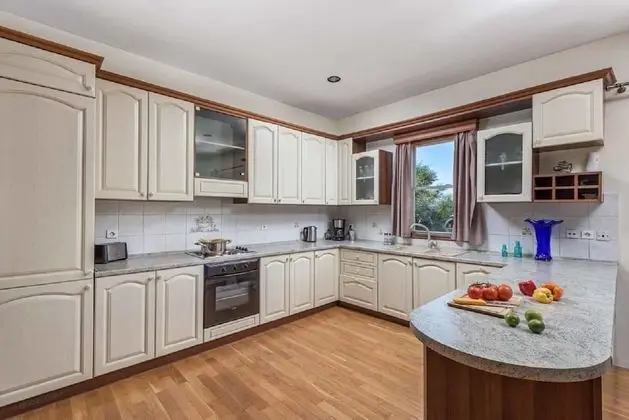 Villa, 4 Yatak Odası, Kişiye Özel Havuzlu