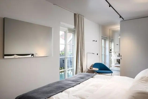 Tek Büyük Yataklı Oda, Balkon