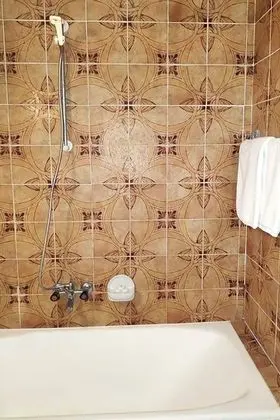 Üç Kişilik Oda, Balkon