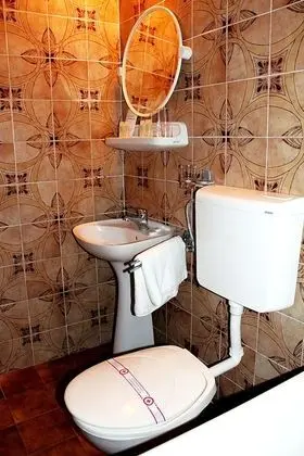 Üç Kişilik Oda, Balkon