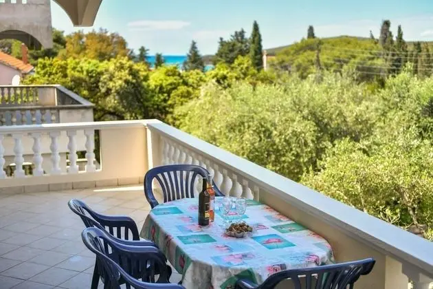 Apart Daire (Zlatko - 100m from the sea - A2(4))