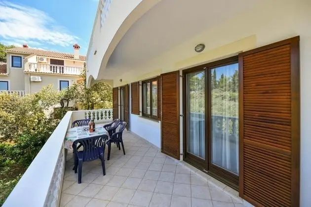 Apart Daire (Zlatko - 100m from the sea - A2(4))