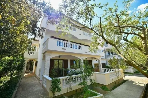 Apart Daire (Zlatko - 100m from the sea - A2(4))