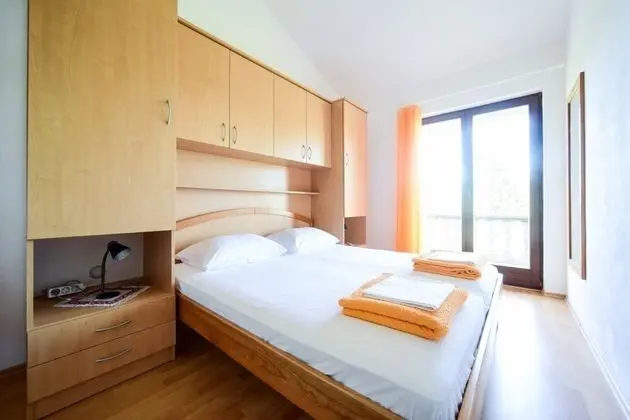 Apart Daire (Zlatko - 100m from the sea - A3(4))