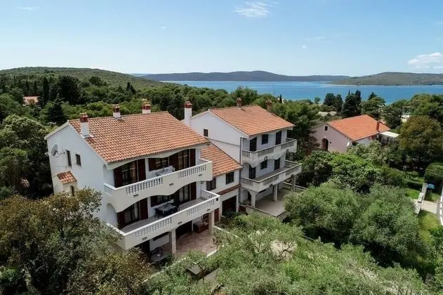 Apart Daire (Zlatko - 100m from the sea - A3(4))