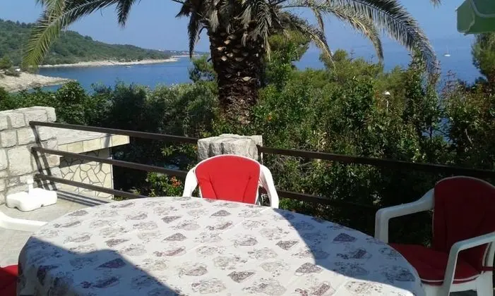 Apart Daire (Zlatko Slobodan - by sea - A1(4+1))