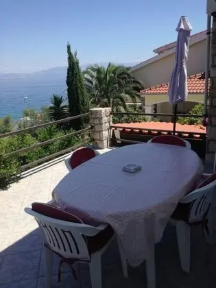 Apart Daire (Zlatko Slobodan - by sea - A1(4+1))