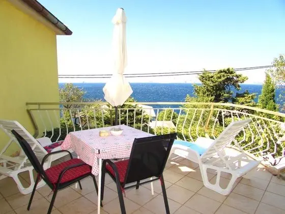 Apart Daire (Zlato - with pool - A4 Mendula (2+1))