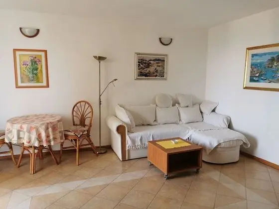 Apart Daire (Zlato - with pool - A4 Mendula (2+1))