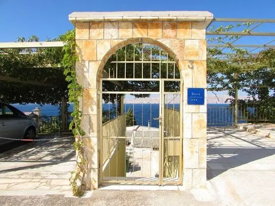 Apart Daire (Zlato - with pool - A4 Mendula (2+1))