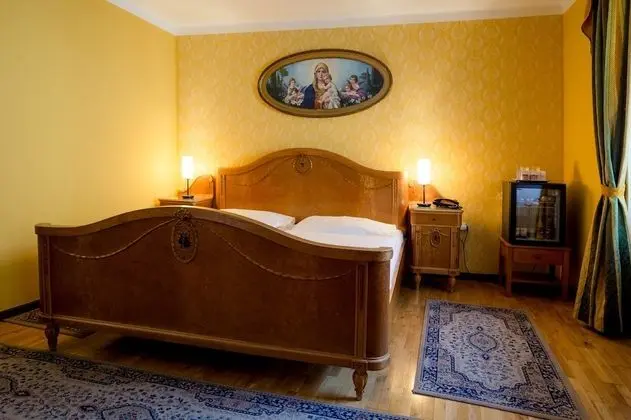 Standard Tek Büyük veya İki Ayrı Yataklı Oda