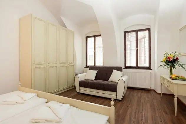 Standard Tek Büyük veya İki Ayrı Yataklı Oda