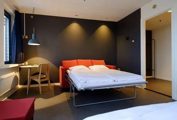 Family Oda (Standard)