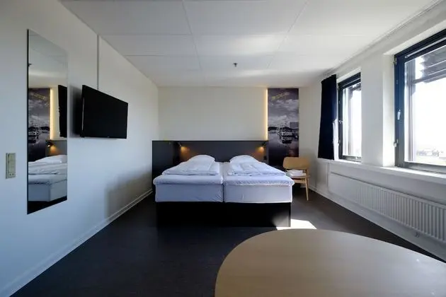 Family Oda (Standard)