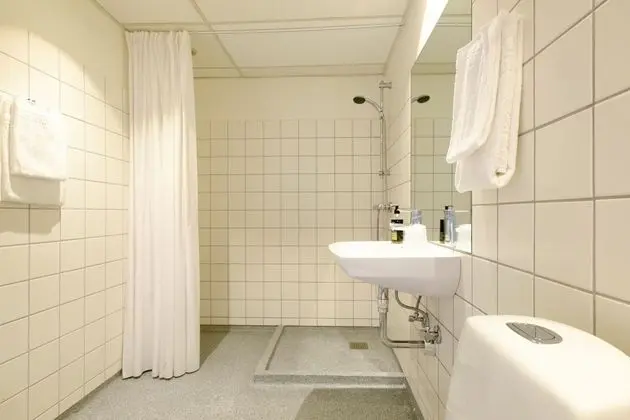 Family Oda (Standard)