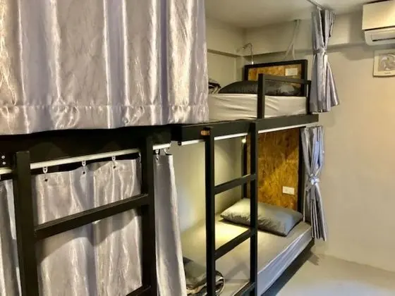 Mixed Dormitory Room
